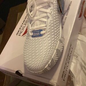 Skechers pickle ball arch fit